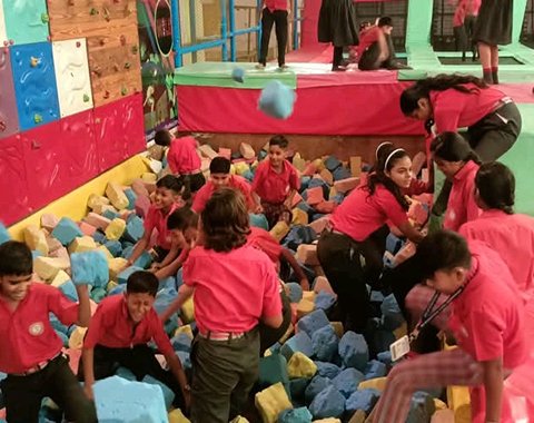 JG International School